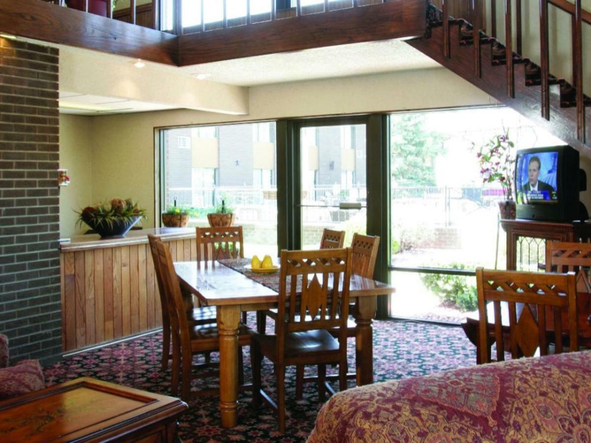 The Foothills Inn Rapid City Ngoại thất bức ảnh