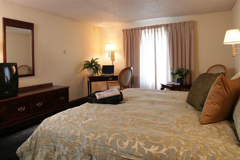The Foothills Inn Rapid City Phòng bức ảnh